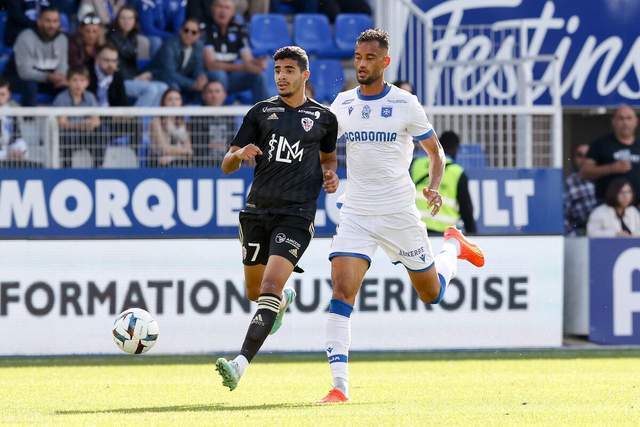 双蓝会切尔西核心停赛 曼城欲破蓝桥延续碾压