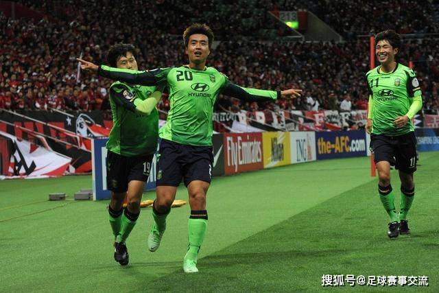 塔图姆31+8利拉德32分 凯尔特人险胜雄鹿7连胜