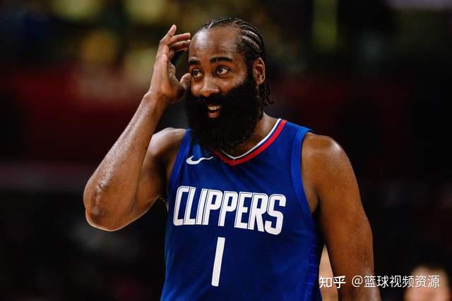 18岁西班牙前锋吉乌在切尔西境遇不佳，8场仅1球